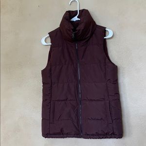 L👀ks like Lulu, but it’s OLD NAVY👉🏻Women’s Vest